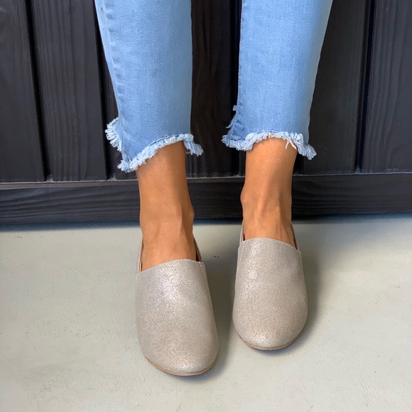 Metallic Silver Boyfriend Oxford Flats - Picture 8 of 8